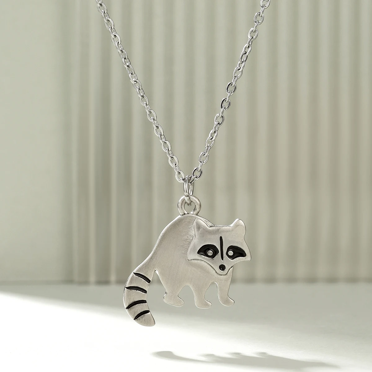 Harong Raccoon Pendant Necklaces for Women Cute Animal Vintage Style Jewelry Gifts for Friends Family