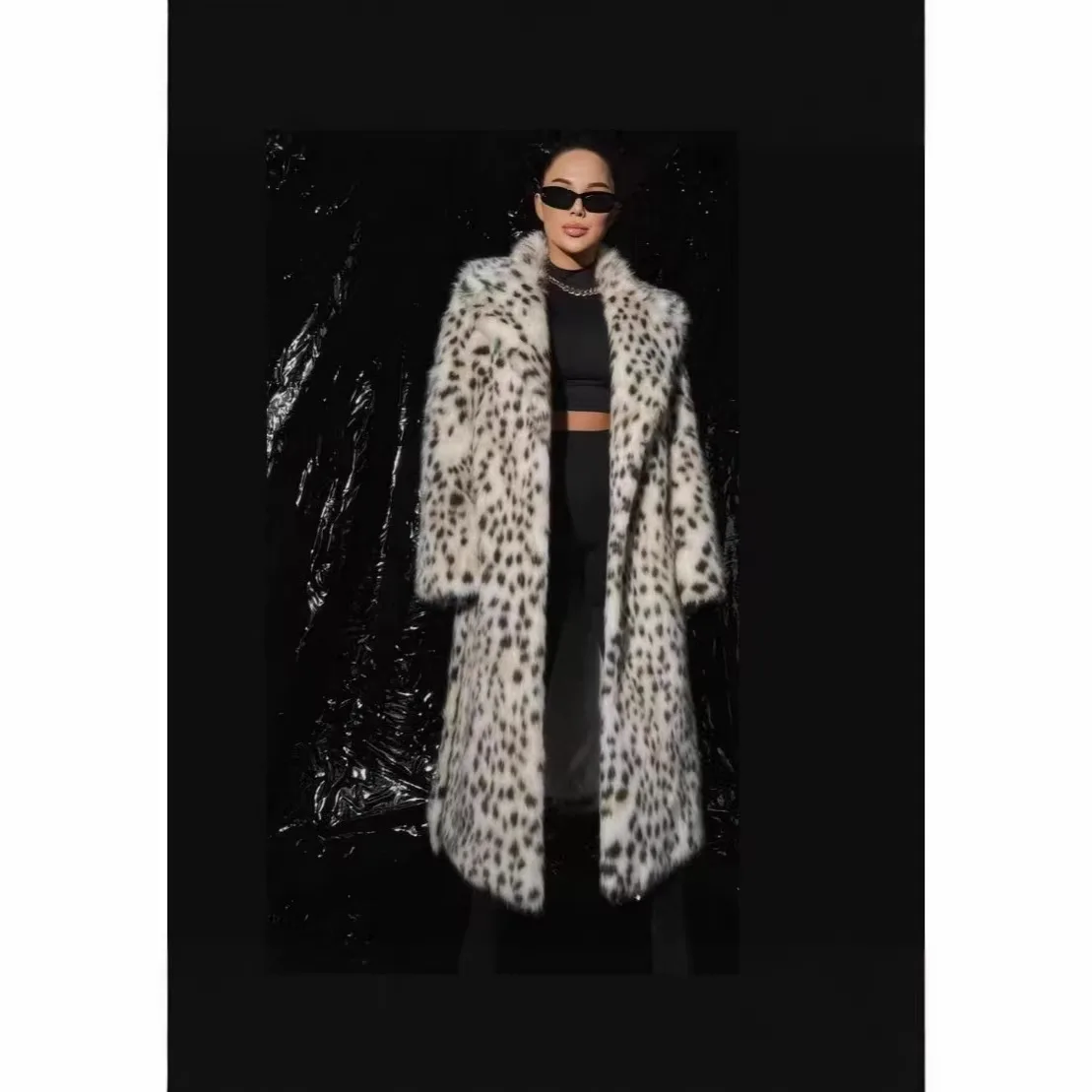 Eco-Friendly Long Female Jacket  Fur Coat Mink Fur Windbreaker Large Size Women's Coat Thick Winter Coat with Hat