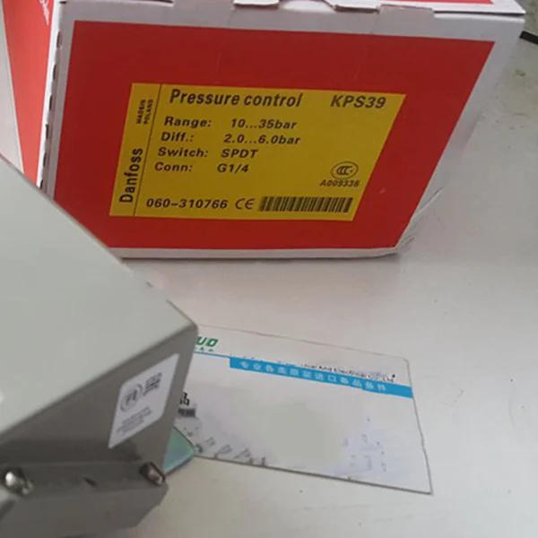 

Kps39 060-310766 F Совершенно новый оригинальный Spot Plc