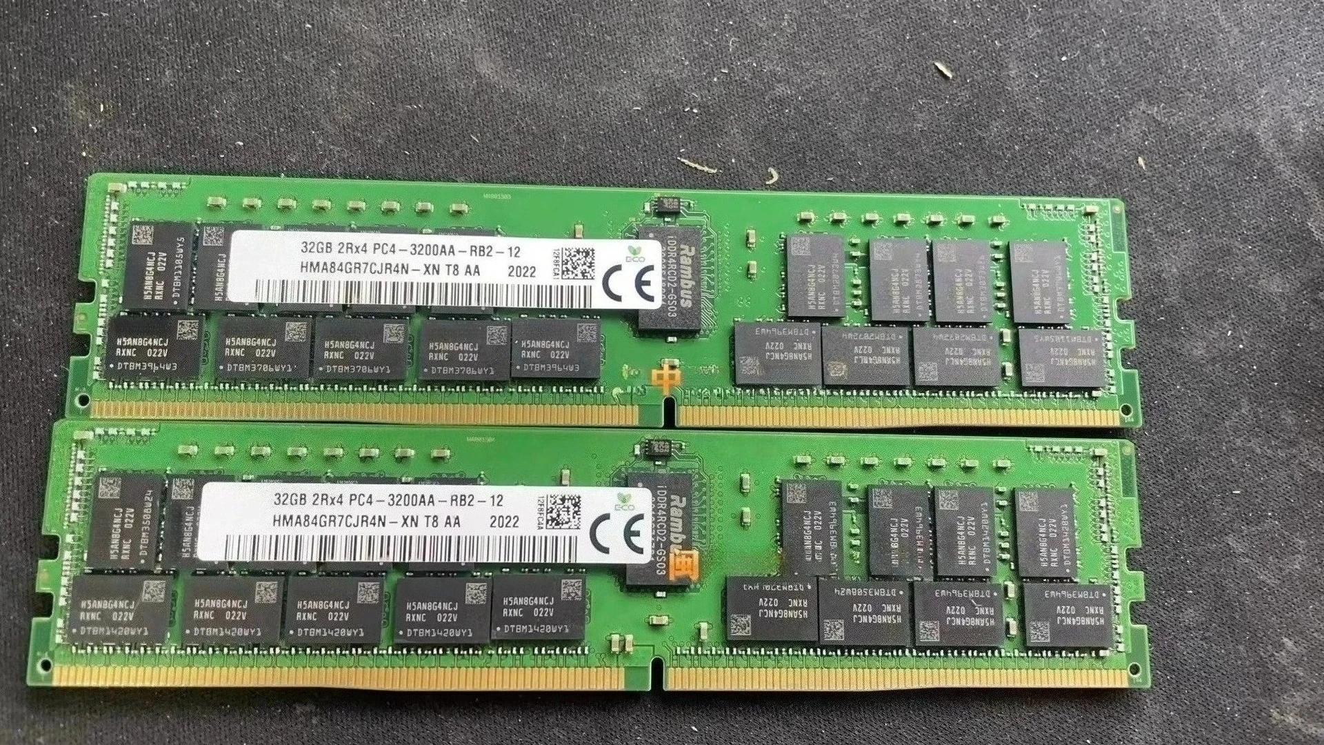 

Для карты памяти SK HMA84GR7CJR4N-XN 32G 2RX4 PC4-3200AA ECC REG