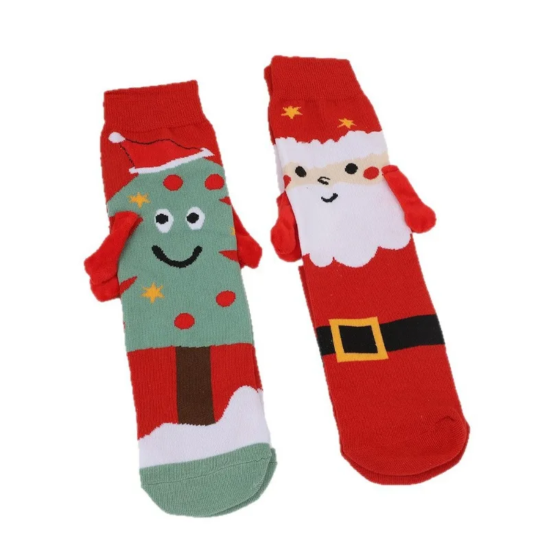 2 Pasang Kaos Kaki Natal Magnetik Kreatif untuk Pasangan, Desain Bergandengan Lucu, Stoking Katun Merah Setengah Betis, Gaya Unisex, Kaos Kaki Imut