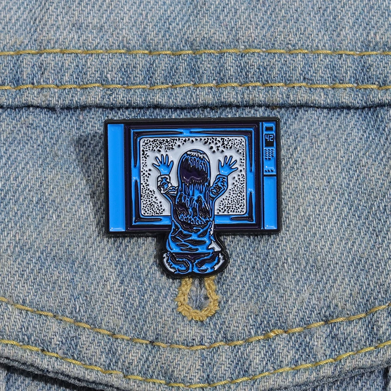 

Horror Movies Enamel Pin Blue Girl Touches TV Brooches Gothic Cool Lapel Badges Creative Collect Clothes Bag Jewelry Accessories