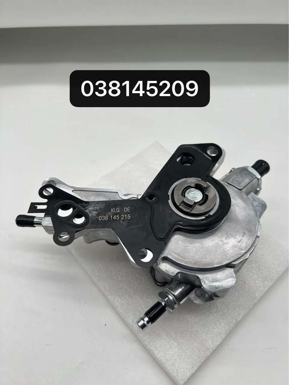 High Quality Vacuum Pump for VW Beetle Golf Jetta Passat For Audi A2 A3 A4 A6 1.4 1.9 2.0 TDI  03814520 038145209A 038145209