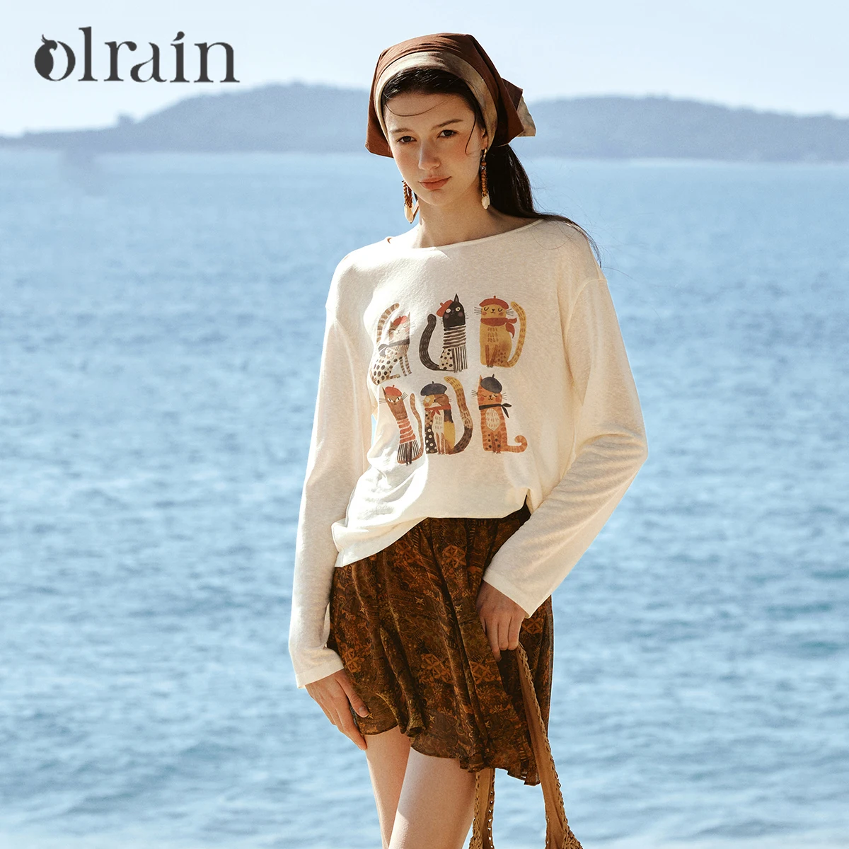 OLrain Women's Long Sleeve Top Autumn Apricot Lyocell Lazy Style Cat Print T Shirt 2026 Casual Loose Round Neck Tee O58XT003960