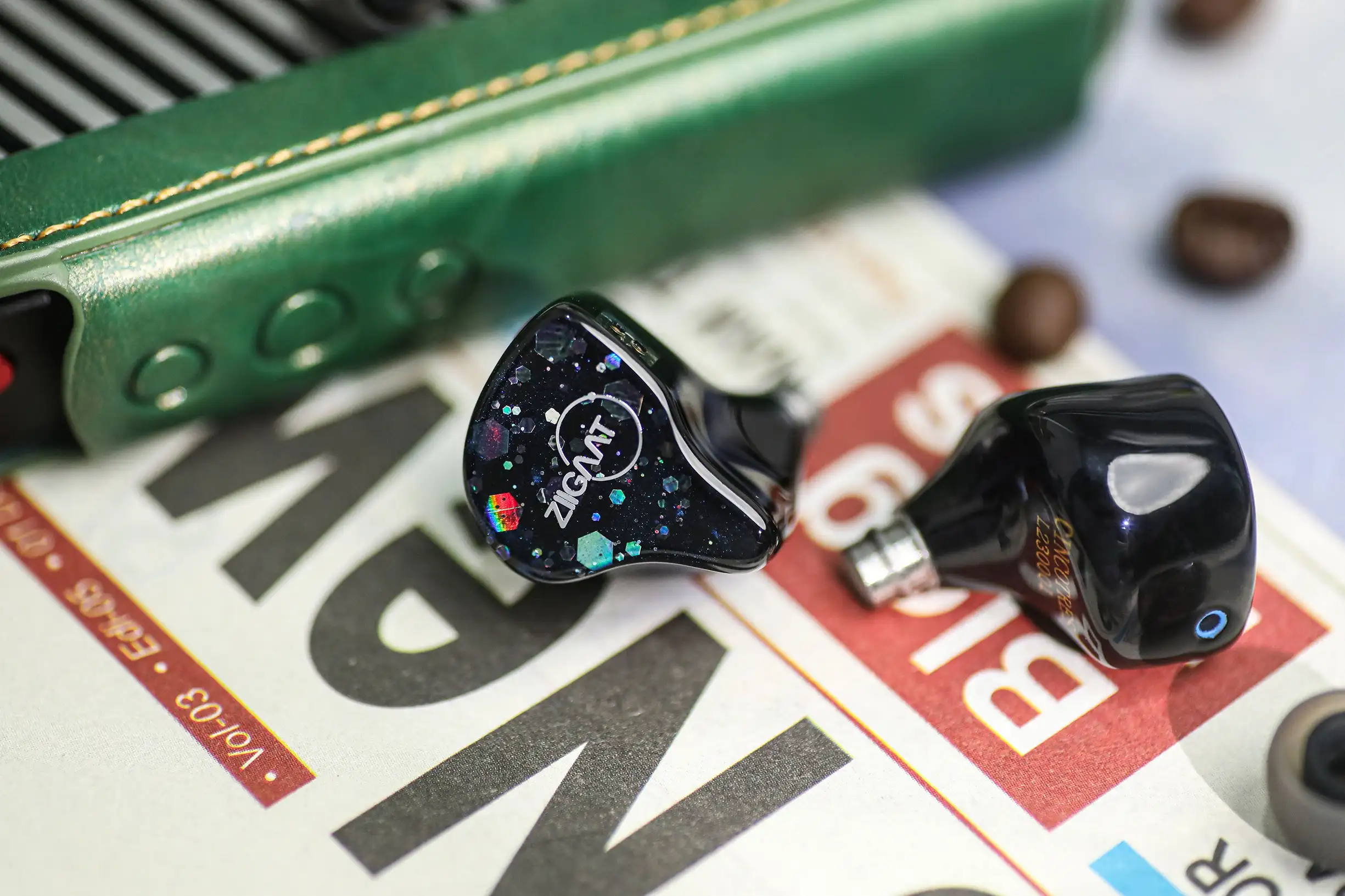 ZiiGaat Cincobo 2 Dynamic Driver + 3 Balanced Armature Drivers Hybrid IEM HiFi Kopfhörer Studio Tuning mit abnehmbarem Kabel – Detail 1