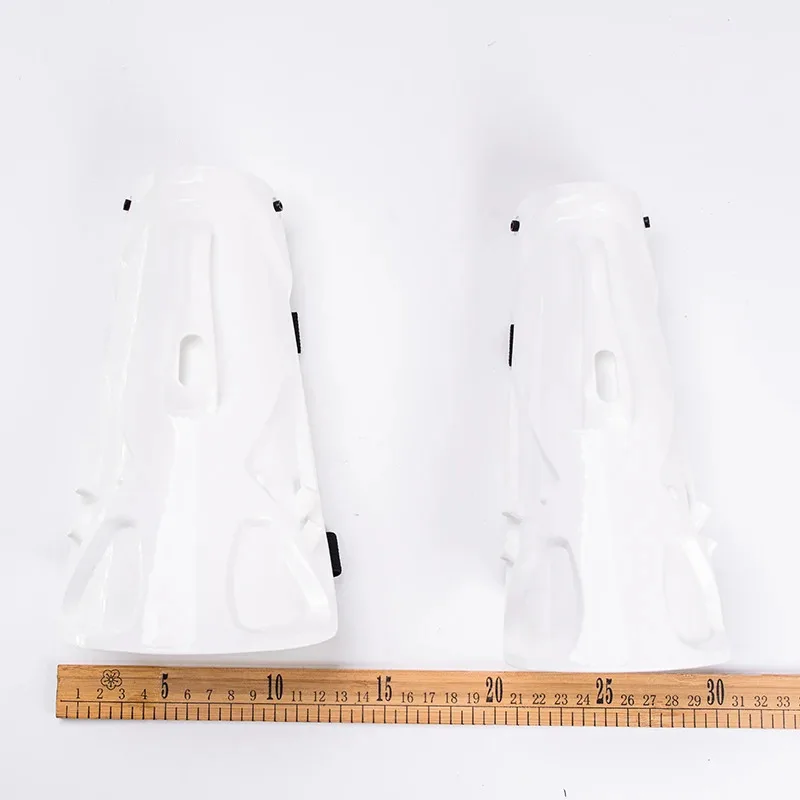 سلسلة البيولوجية الروبوتية الذراع درع المعصم الحرس تأثيري الدعائم سلسلة أداء الآلات فاسق الدعائم هالوين كرنفال يتوهم