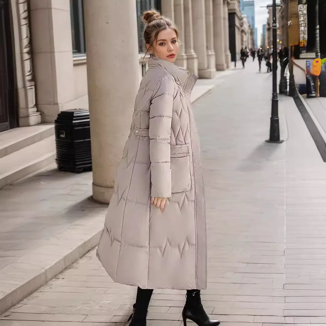 Giacca da donna in cotone caldo antivento medio lungo casual slim fit da donna sopra il ginocchio addensare cappotti Parka casual caldi per signora