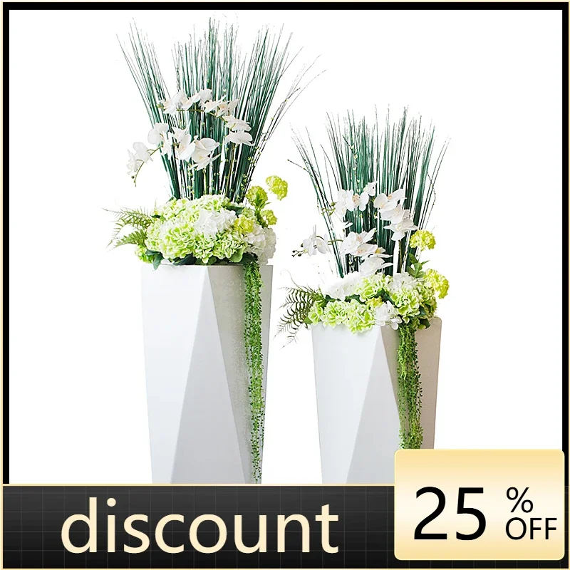 LMM simple geometric shape FRP floor-to-ceiling large vase flower arrangement device