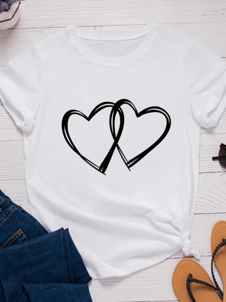 Women's double-sided heart-shaped printed T-shirt, round neck loose short sleeved clothing, fashionable