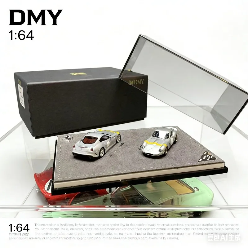 

Набор из двух моделей автомобилей DMY 1:64 Ferrari 250GTO и 599GTO - Коллекционные модели из литой смолы, игрушка для мальчиков, предмет декора для взрослых коллекционеров.