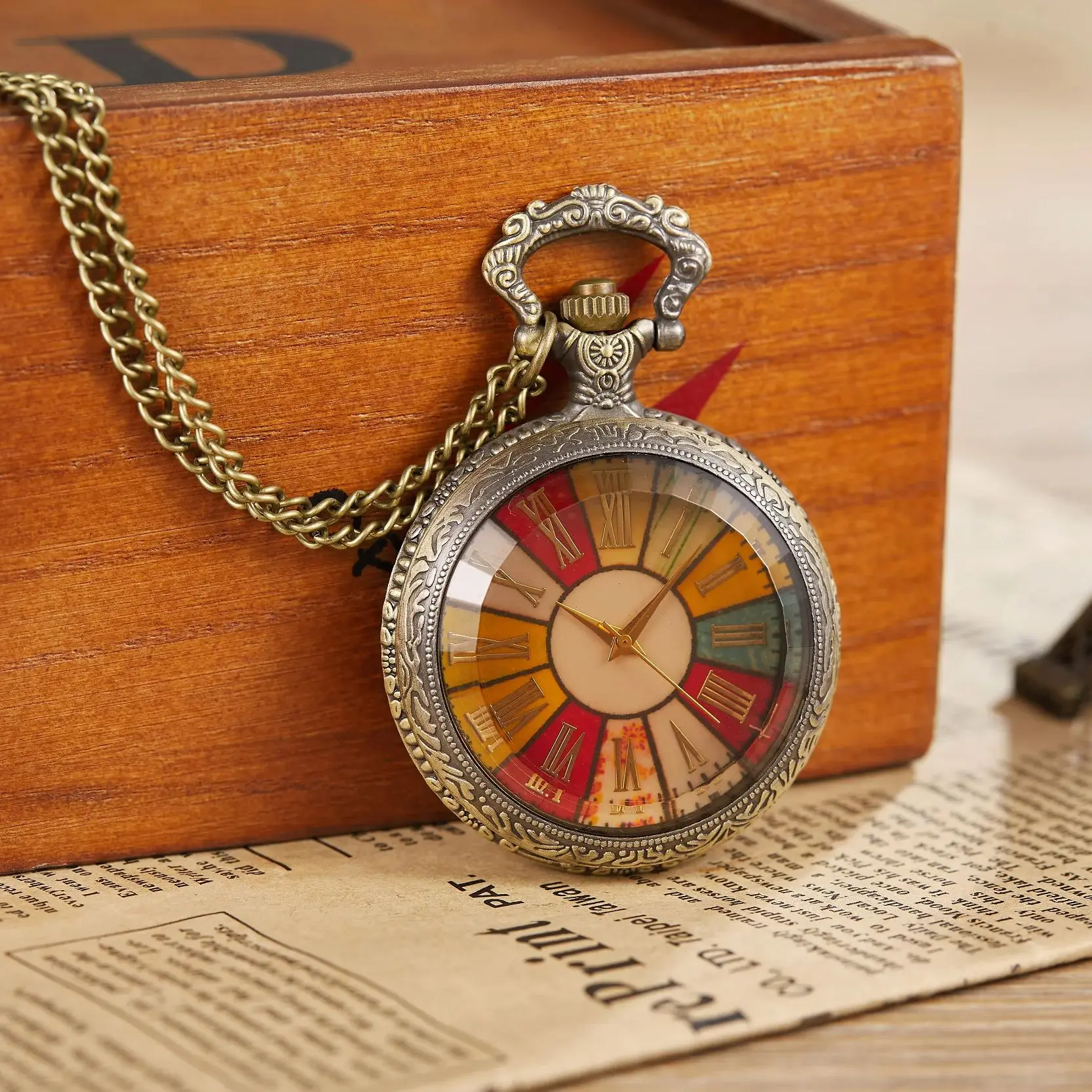 Vintage Classic Quartz Pocket Watch Exquisite Carved Roman Numeral Chain Pendant Men Women Pocket Watches reloj de bolsillo