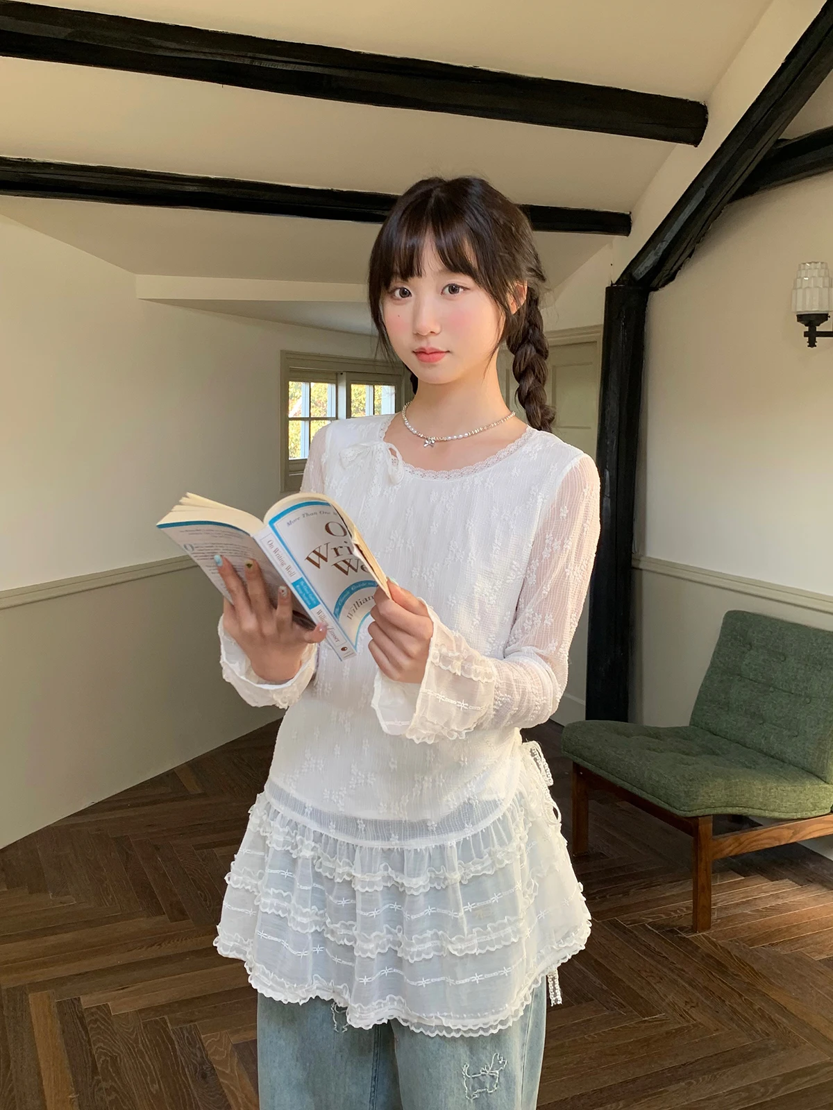 

Romantic Lace Splice Pearl White Base irt Women's French Sle Loose Fit Long Sve round Ne Pure Color Fairy Aosphere...