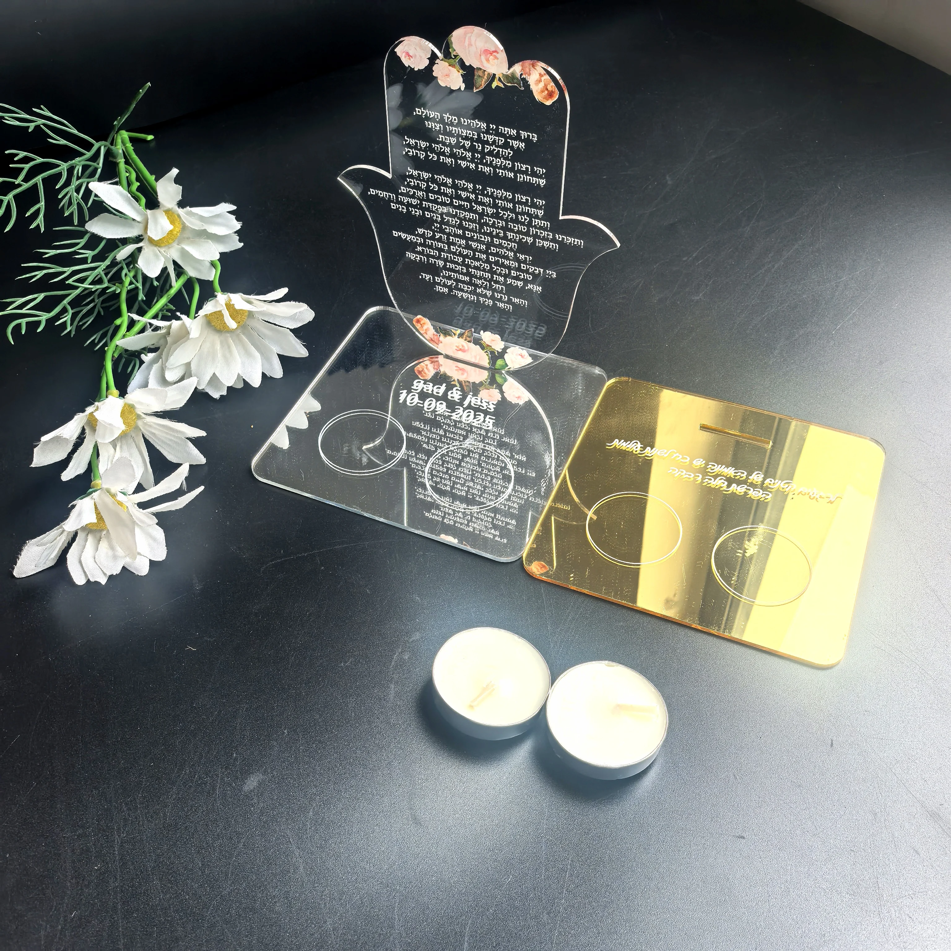 

Hot Bar Mitzvah Custom10pcs Acrylic Prayer Cards,Transparent Acrylic Hamsa Hebrew Card, Mirror Rose Gold Base With Candle Model