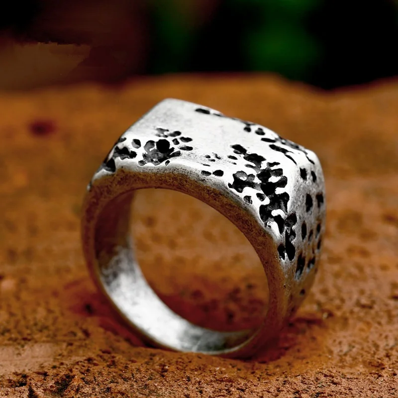 

Vintage Punk Gothic Rock Stone Stainless Steel Womens Mens Rings Unique For Boyfriend Biker Jewelry Creativity Gift Wholesale