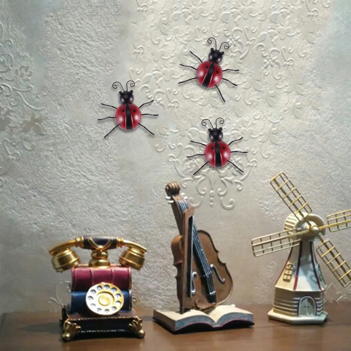 3Pcs Weatherproof Ladybug Wall-Mounted Metal Sculpture Garden Art Decoration Indoor Outdoor Home Yard Fence Porch Decor 9Cm Red