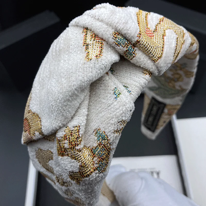 Fashionable Embroidery Hairpin Hoop Women's High Sense of Luxury Light High Skull Top Headdress Wide Edge Hair Band - view 5