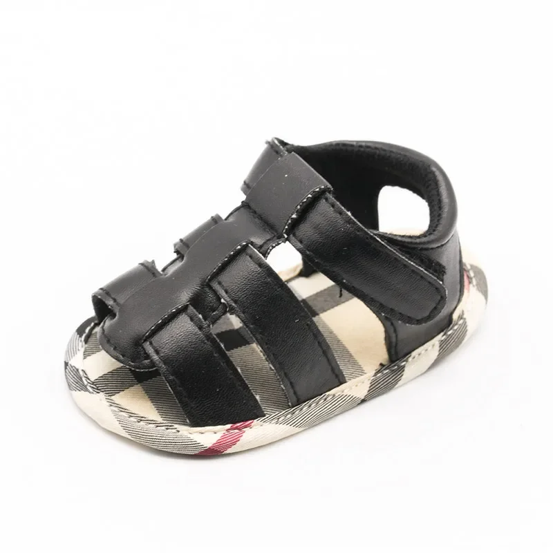 Summer neonatal semi-plastic sole toddler infant girl shoes Baotou breathable newborn baby shoes