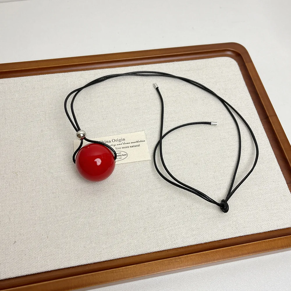 New Minimalist Metal Geometric Ball Pendant Necklace for Women Design Sweater Chain Trendy Accessories