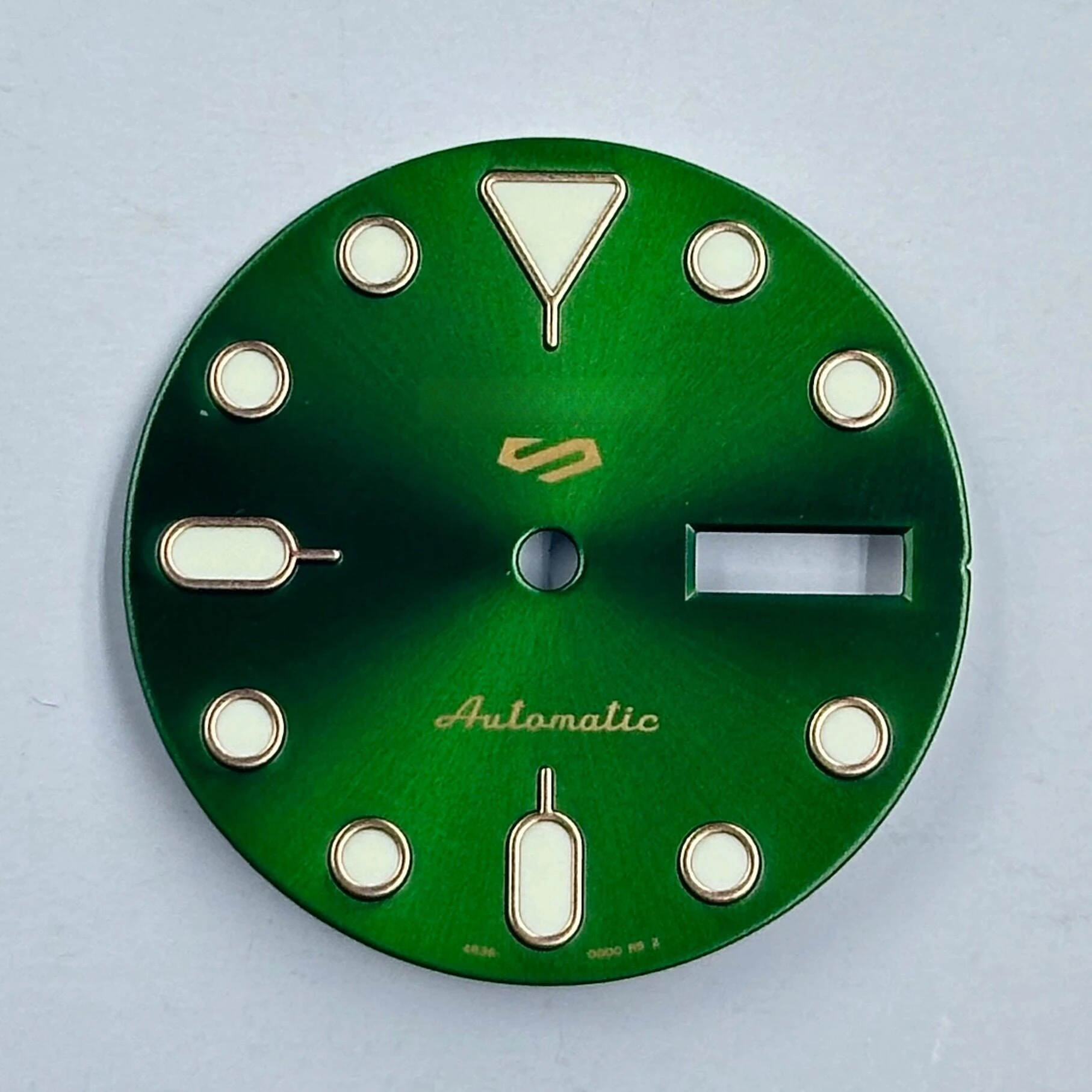 Customized new log NH36 dial diameter 28.6mm green luminous mechanical watch modified NH35 single calendar, watch accessories