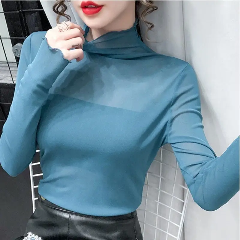 Magliette da donna Maglia 2025 Dolcevita Vestiti Slim Tees Pianura Top femminili Sexy Alta all'ingrosso Vecchie magliette Lusso di alta qualità O