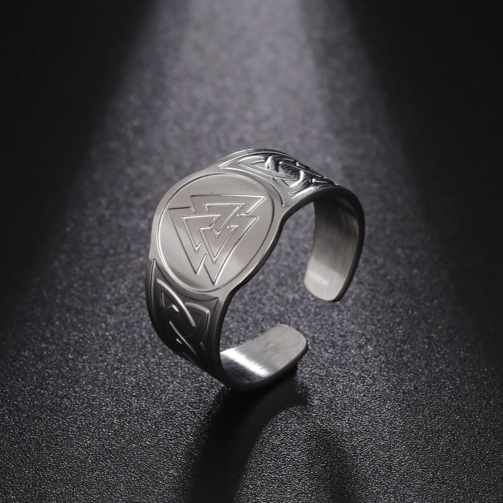 LIKGREAT Nordic Viking Valknut Adjustable Rings Vintage Celtic Knot Ring Wicca Protection Amulet Jewelry Gifts Wholesale