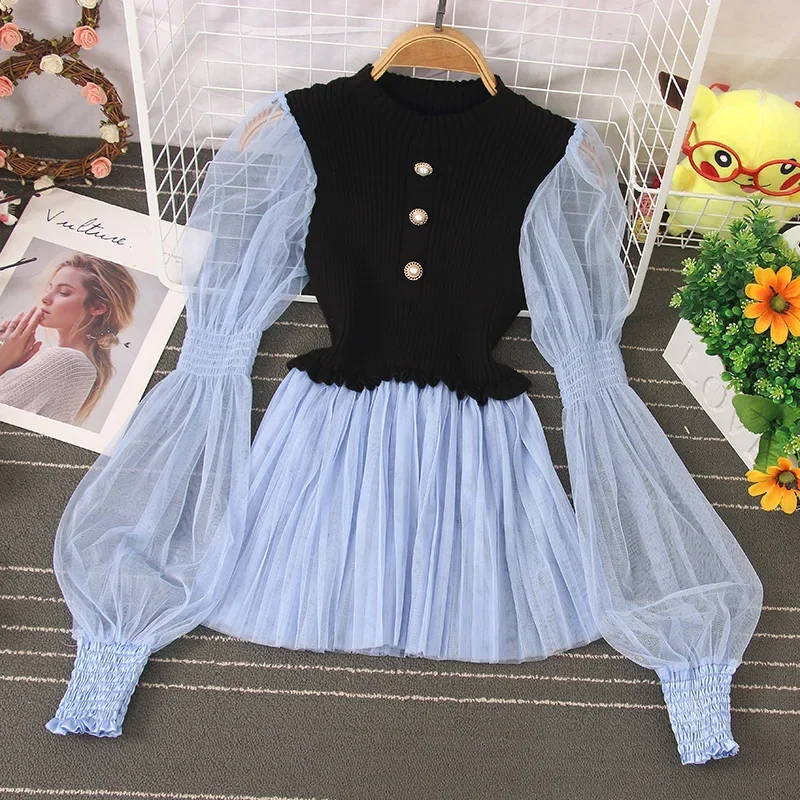 Early Spring New Round Neck Blouse Women Pleated Lantern Sleeve Stitching Hedging Knitted Blusa Female Lace Shirt Tops C796