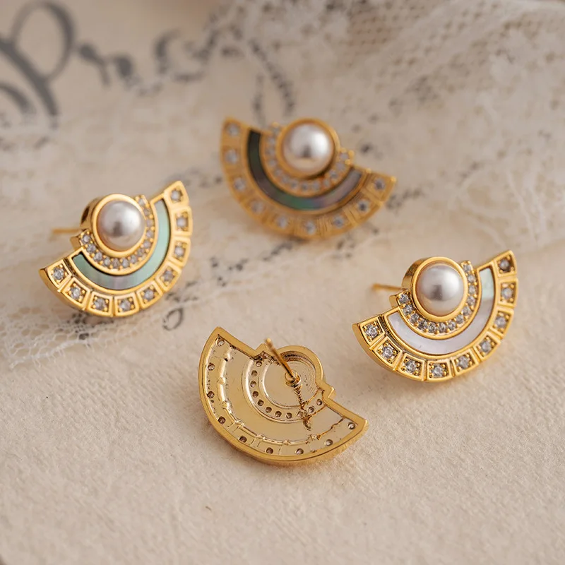 Vintage Dangle Earrings with Natural Seashell and Pearl for Women Exaggerated Half Circle and Chic Ear Jewelry Boho Cute Earring