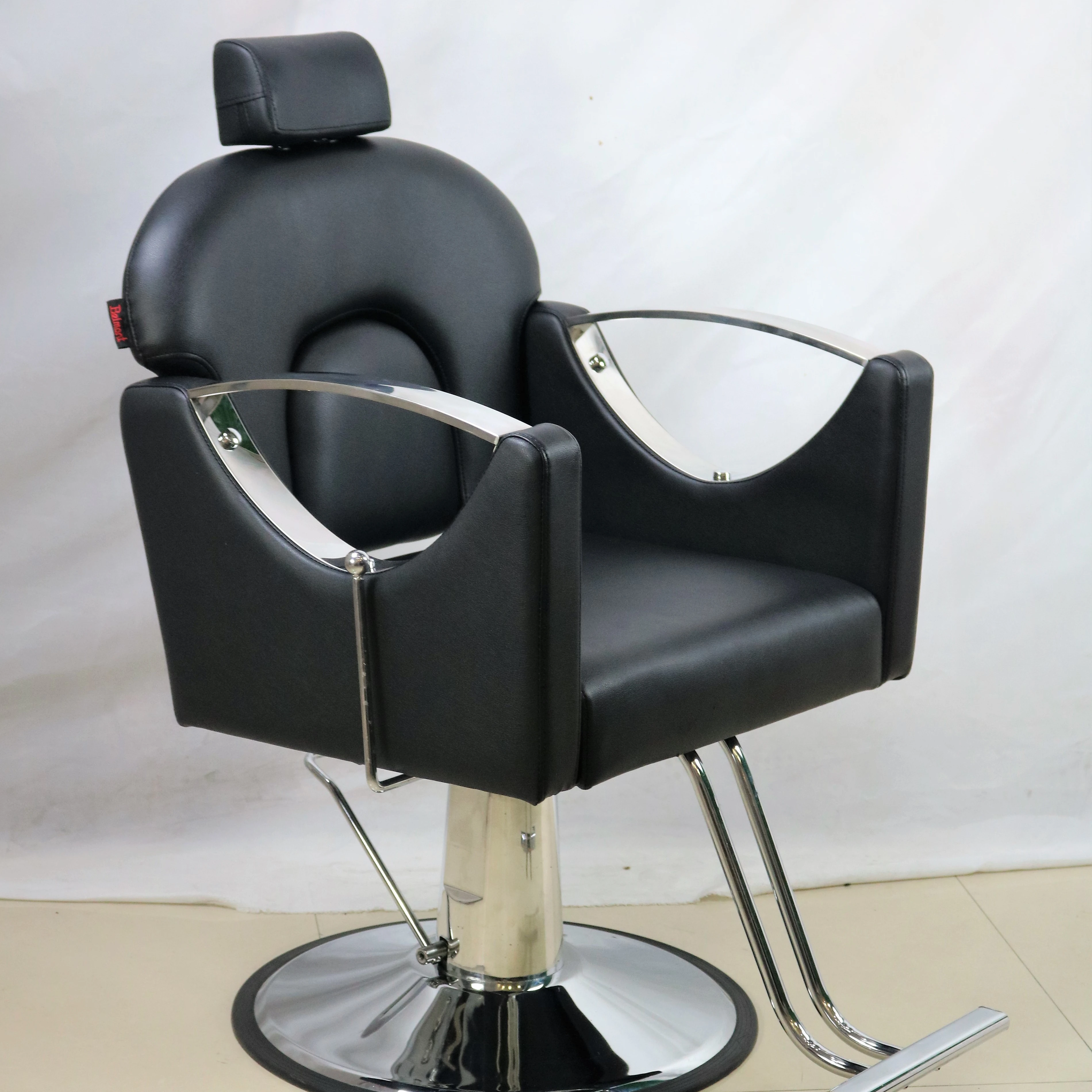 Antique Aluminum Metal Barber Chair with Hydraulic Pump and Adjustable Footrest for Hair Salon Workshop Barber Shop Use