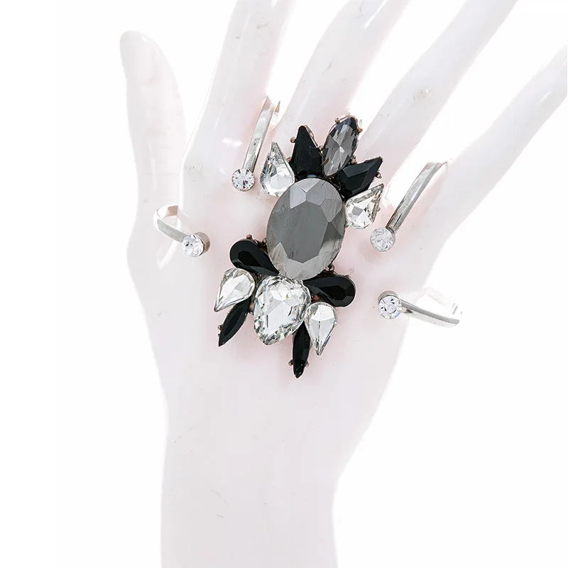 Fashion Geometric Open Bangle for Women Adjustable Hand Jewelry Bling Design Rhinestone Cuff Bracelet Chain Party Gift Exquisite