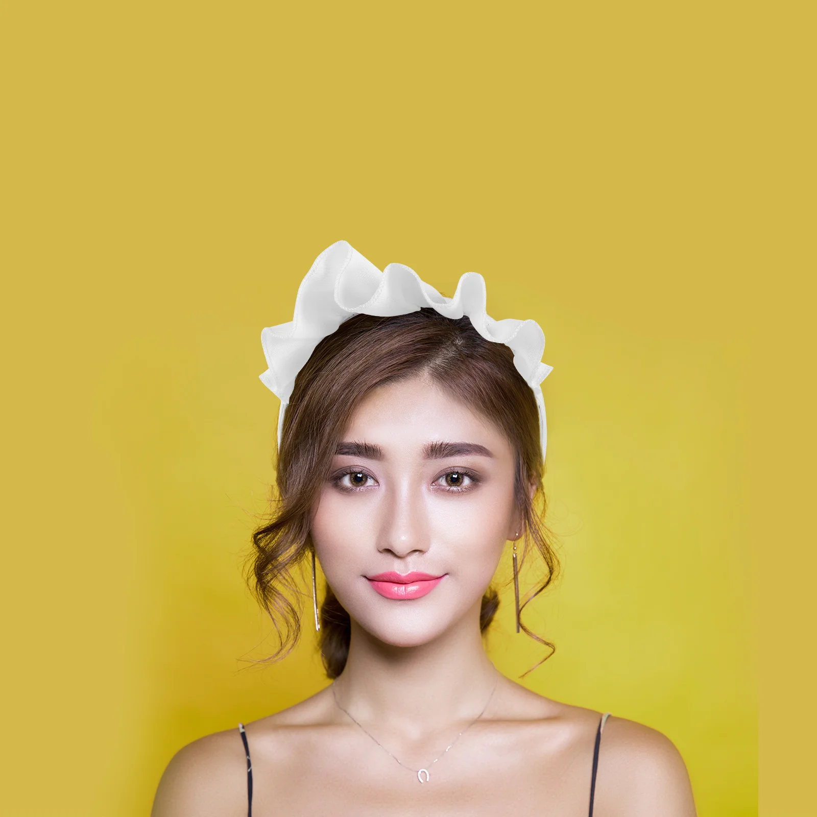 

White Japanese Maid Headpiece Ruffled Lolita Hairband Cosplay Party Costume Accessory Novelty Maid Headdress Hair