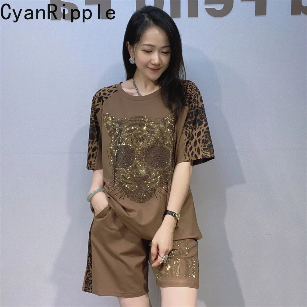 

Handsome New Summer Women Two-piece Set Hot Diamonds Round Neck Short Sleeve T-shirt Top + Elastic Waist Casual Wide Leg Shorts