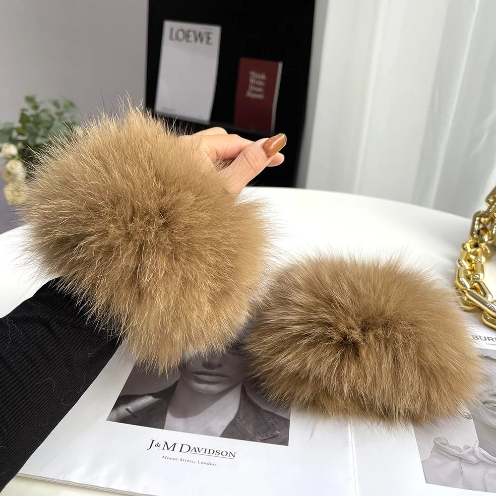 Women's Real Fox Fur Cuff Arm Warmer Lady Bracelet High-Quality Wristband Glove Fashionable Fox Fur Cuffs for Stylish Warmth