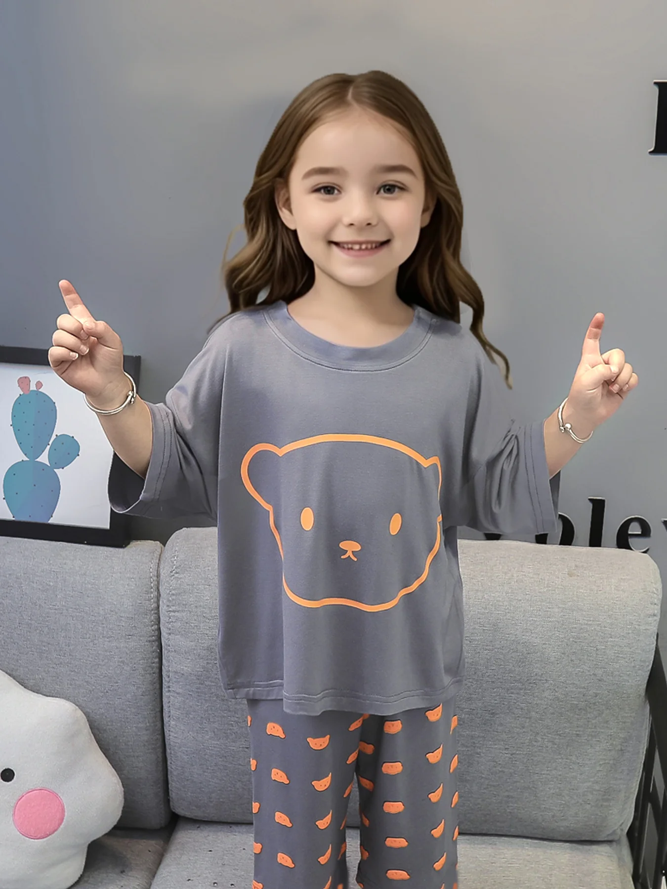 2PCS/summer girl cartoon bear printed short sleeved T-shirt and matching long pants cute home clothing Modal children set  ﻿