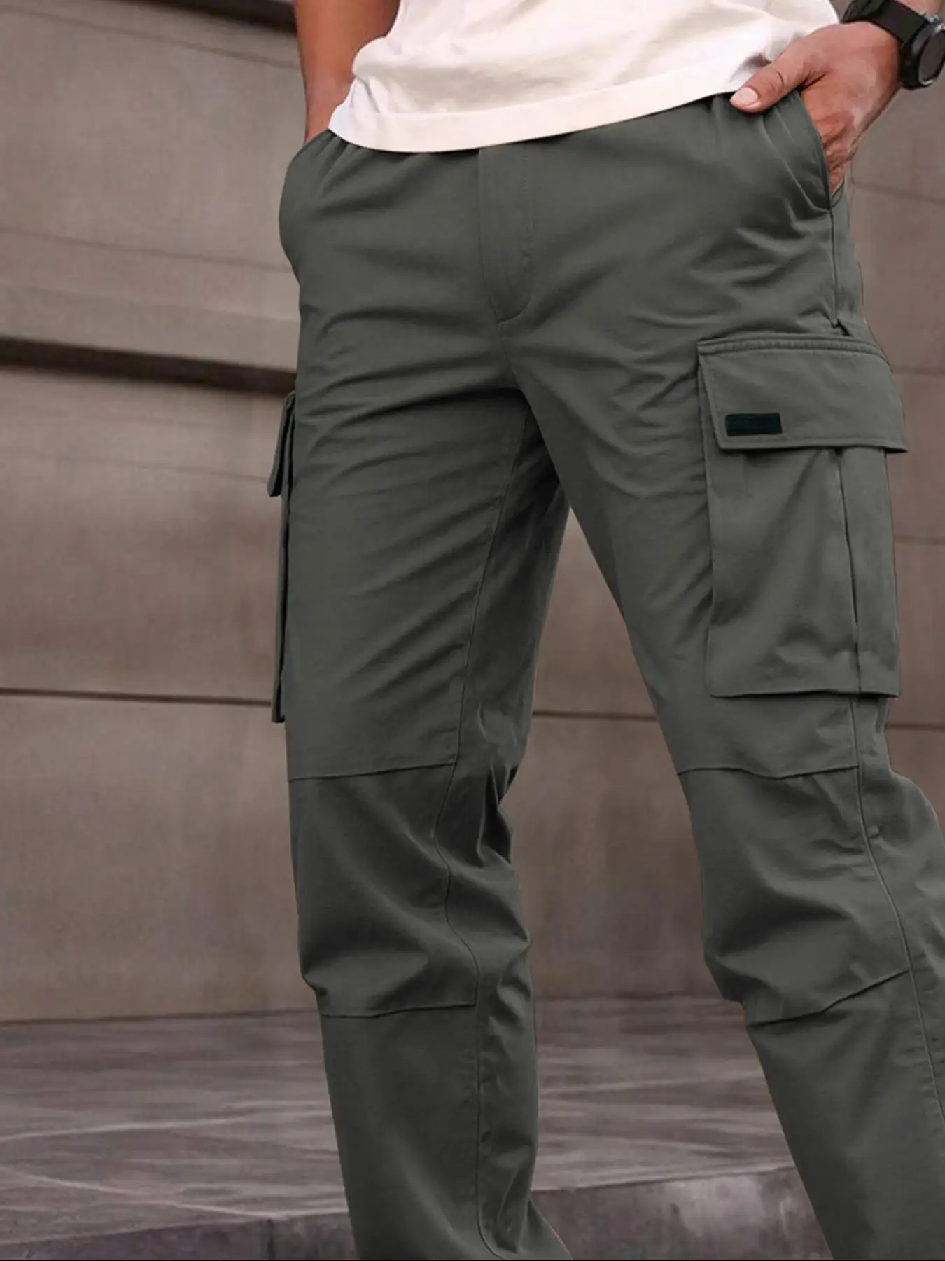 Einfarbige Cargohose für Herren mit Pattentasche, Kordelzug am Bund, reguläre Passform, lässige Hose mit geradem Bein für den Alltag – Detail 24