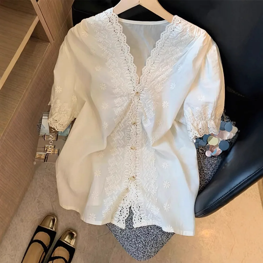 

French Embroidery Lace Stitching V-neck Short-sleeve Shirt Women Beige Blouse 2025 Summer New Bohemian Chic Holiday Beach Top