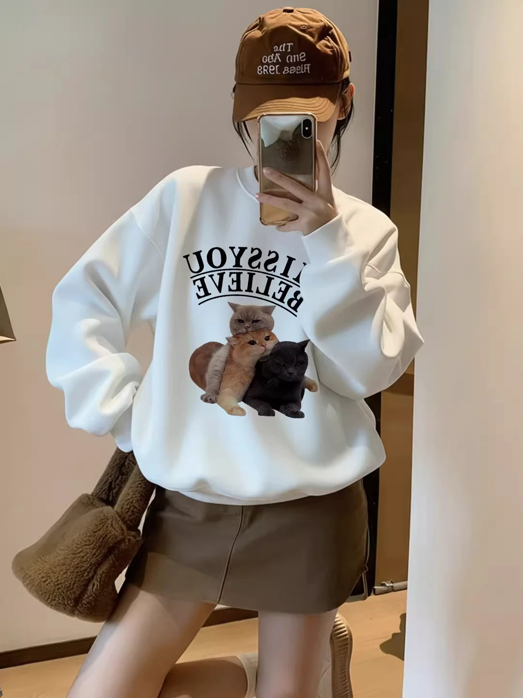 

Женская толстовка оверсайз с круглым вырезом и забавным мультяшным принтом, осенне-зимняя, свободного кроя, универсальная, для полных женщин (до 300 фунтов), омолаживающий эффект