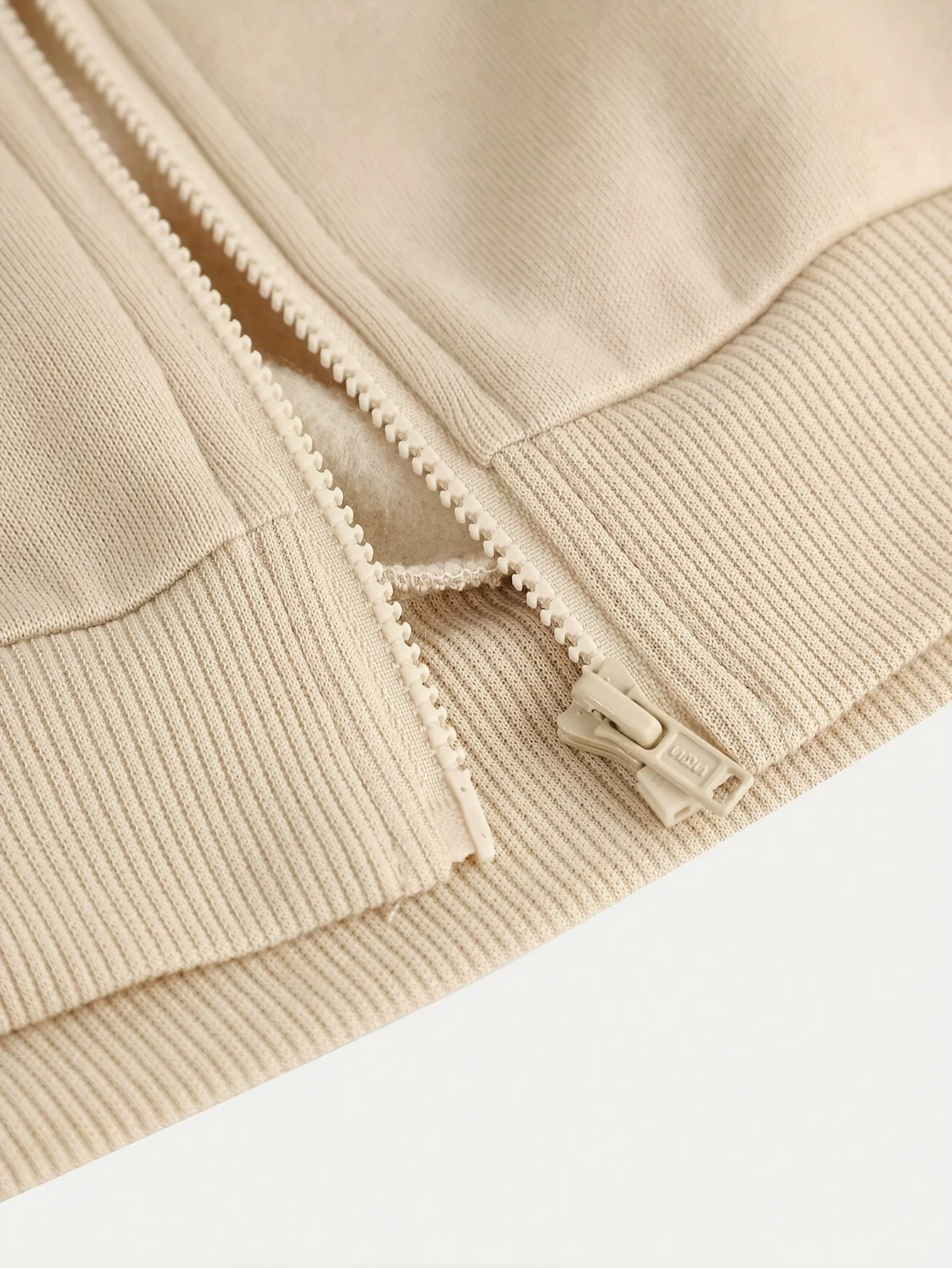 2-teiliges Set für Kinder und Mädchen, kurze Bomberjacke mit Reißverschluss und Hose mit weitem Bein und Kordelzug, lässiges, sportliches Herbst-Outfit – Detail 5