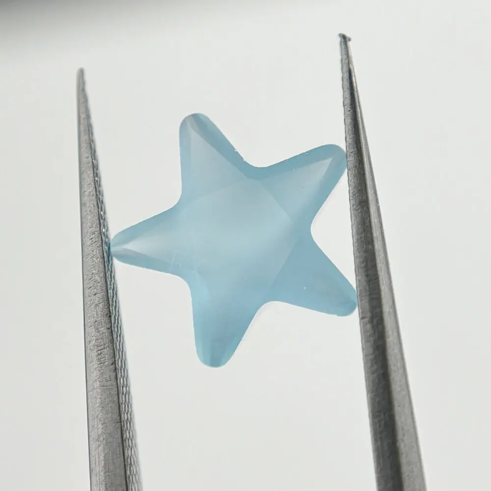 Искусственный драгоценный камень в форме звезды 3x3 ~ 10x10 мм