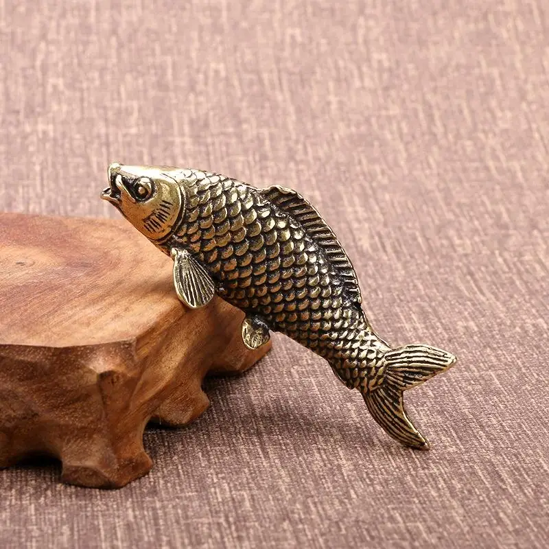 Solid Brass Carp Statue Antique Feng Shui Mini Fish Tea Pet Simulation Desktop Ornament Home Decoration Accessories