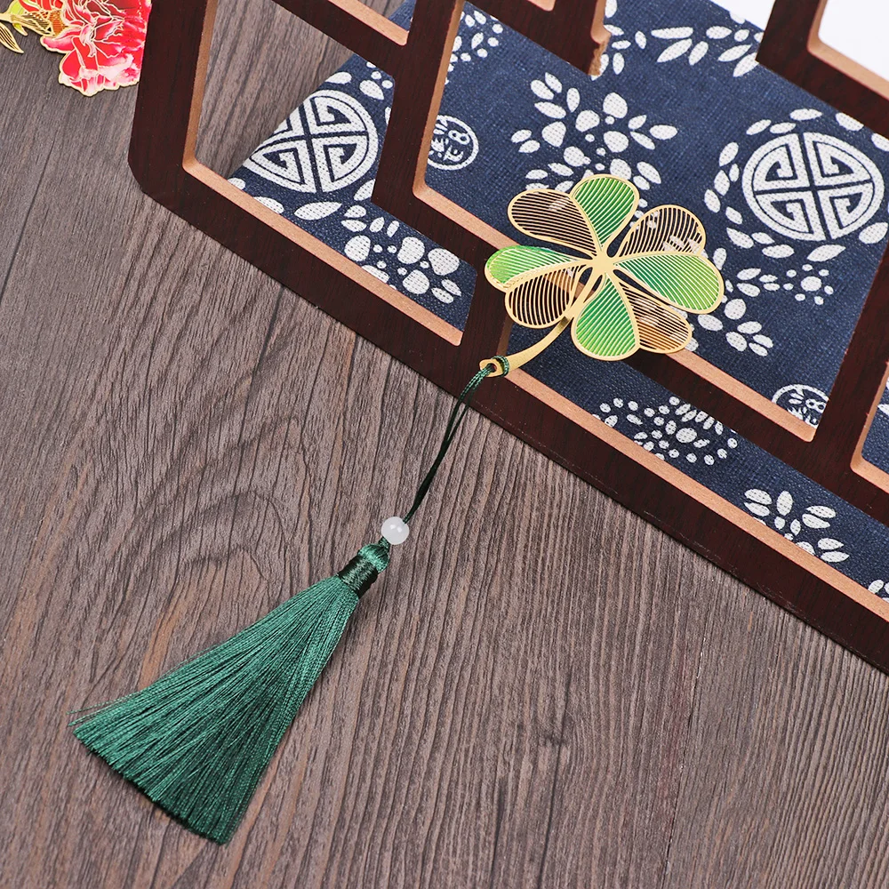 Retro New Tassel Chinese Style Metal Pendant Pagination Mark Brass Bookmark Book Clip Painted