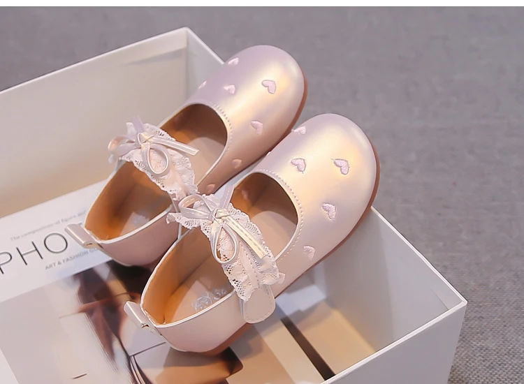 Kinder-Lederschuhe mit süßen Schleifen, flache Mädchenschuhe, lässig und vielseitig, 2026 brandneue Kinder-Mode-Tanzschuhe mit weicher Sohle – Detail 6