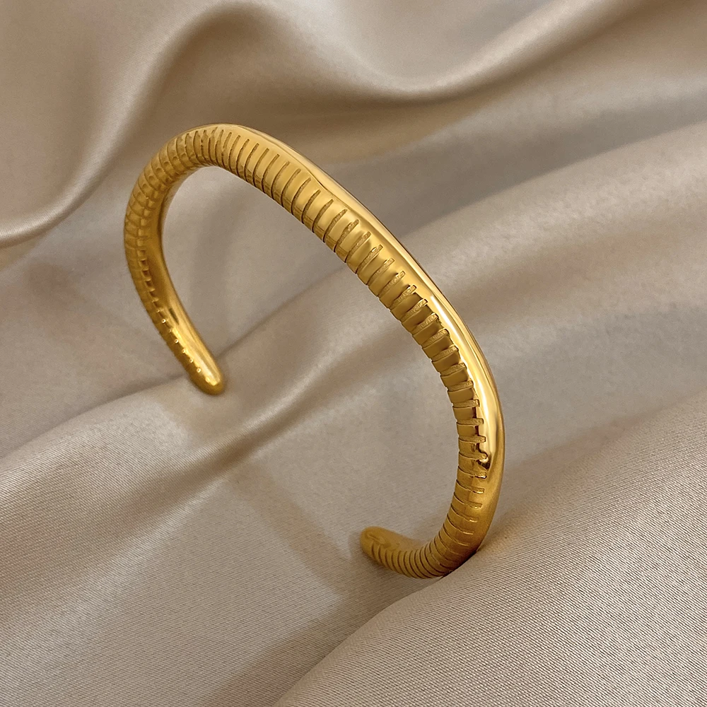 

DODOHAO Creative Irregular Stainless Steel Open Bangle Bracelet for Women Retro Gold Color Wave Cuff Bracelet Waterproof Jewelry