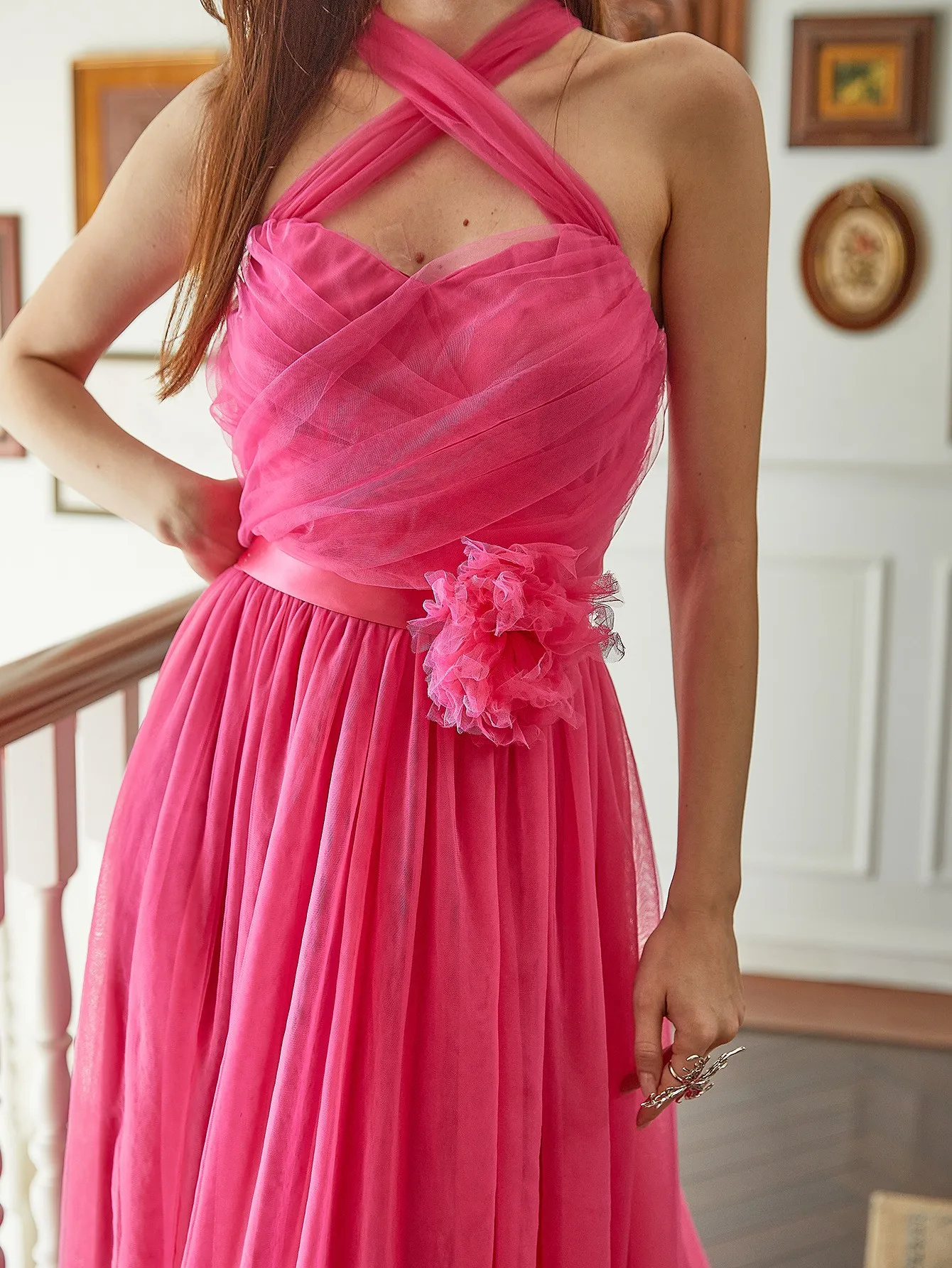 فستان نسائي جديد من أمازون ترتر على شكل حرف V فستان زفاف شبكي مثير بطيات #5