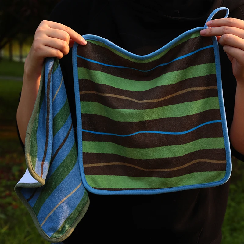 

Lightweight Square Striped Hand Towel, Quick-Dry Absorbent Soft And Skin-Friendly Ideal For Home Bathroom Supplies Hotel Outdoor