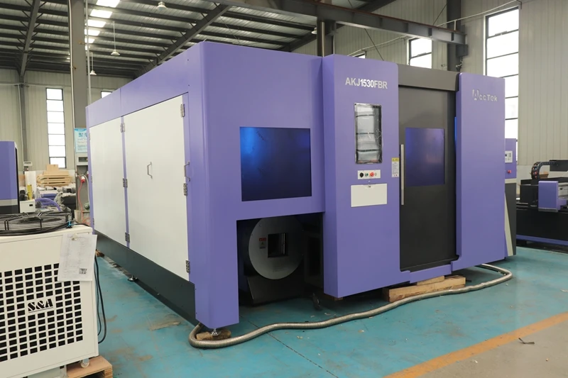 ACCTEK 1500W 3000W 6000W 12KW Fiber Laser Cutting Machine Closed Laser Cutting Machine (with exchange platform)