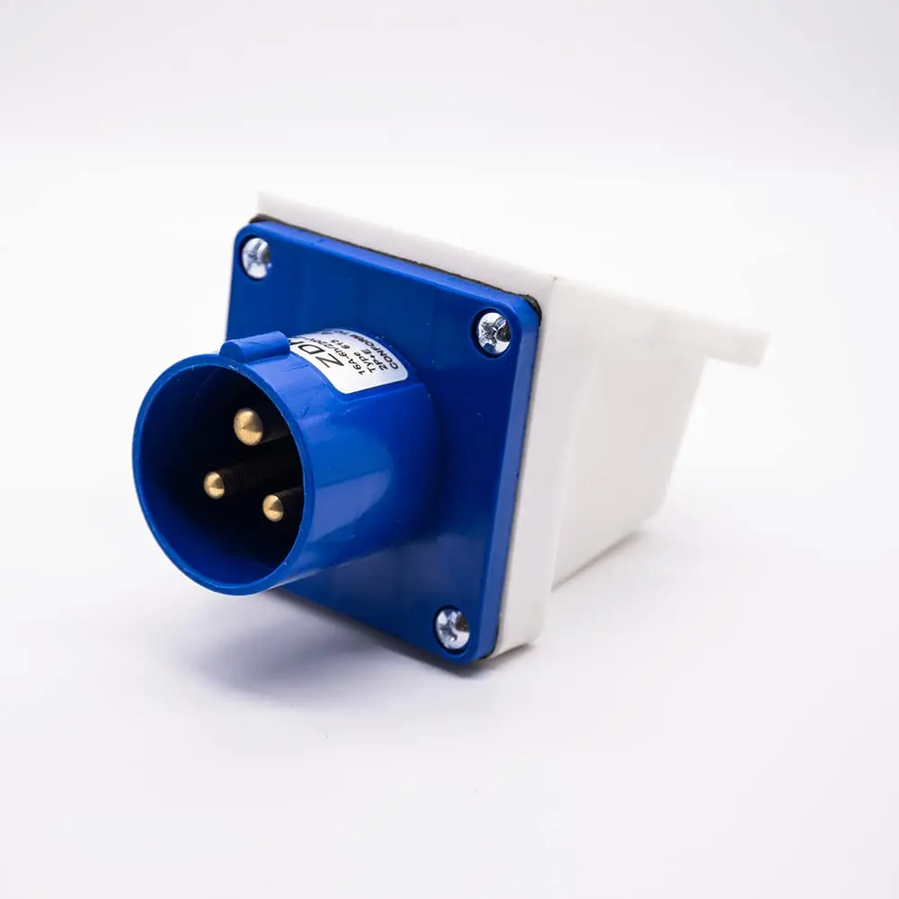 Reversed Industrial Connector Socket 3P 16A 220V-250V 2P+E 6h IP44