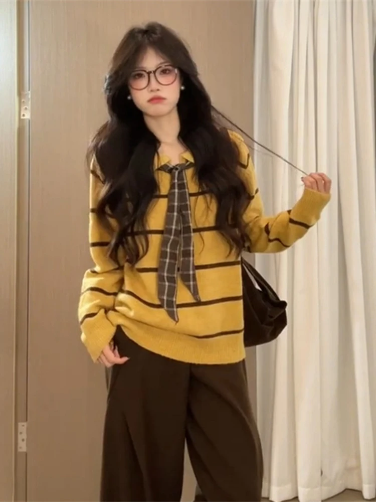 เสื้อสเวตเตอร์ไหมพรมลายทางผู้หญิง สไตล์เกาหลี สีเหลือง ทรงหลวม สวมใส่สบาย เหมาะสำหรับฤดูหนาว