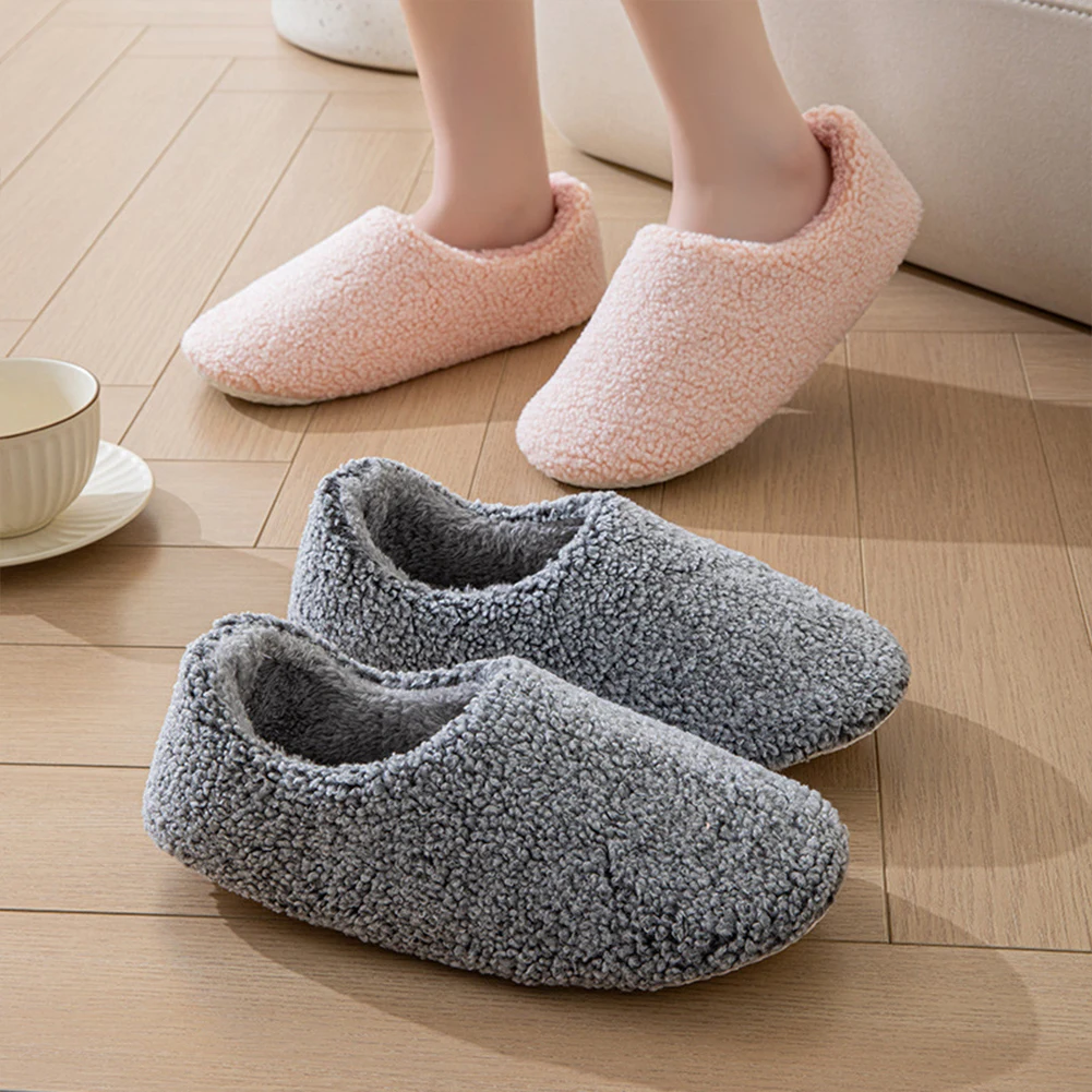 Women Plush Slippers Closed Back Indoor Slippers Curly Fleece Slip On Loafer Slippers Comfortable Non-Slip for Autumn Winter