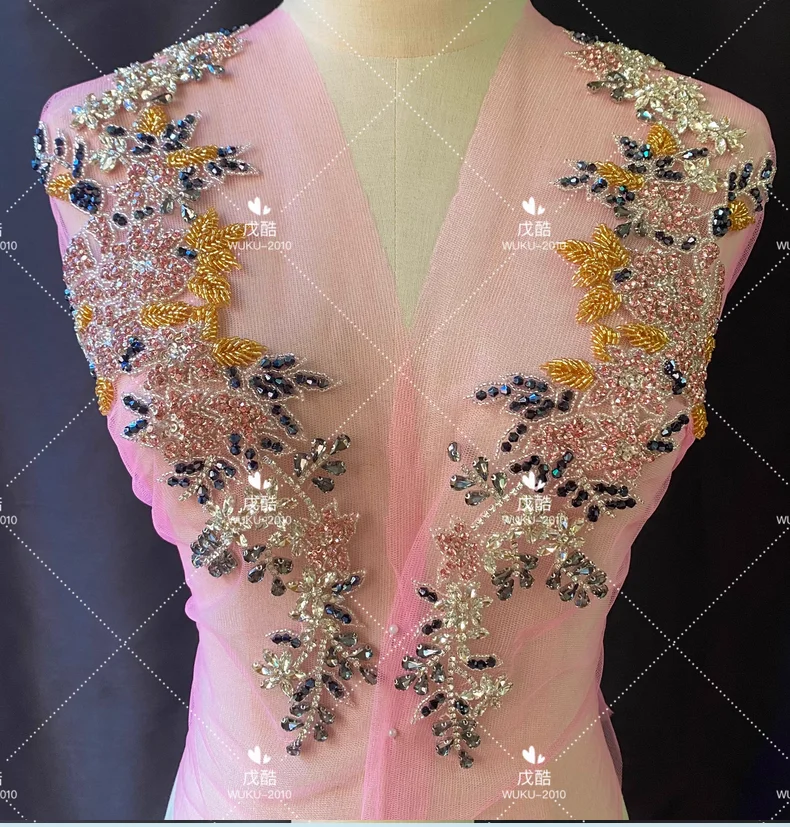 Heavy industry bead embroidery rhinestone wedding dress color decorative applique hand beaded mesh crochet flower.