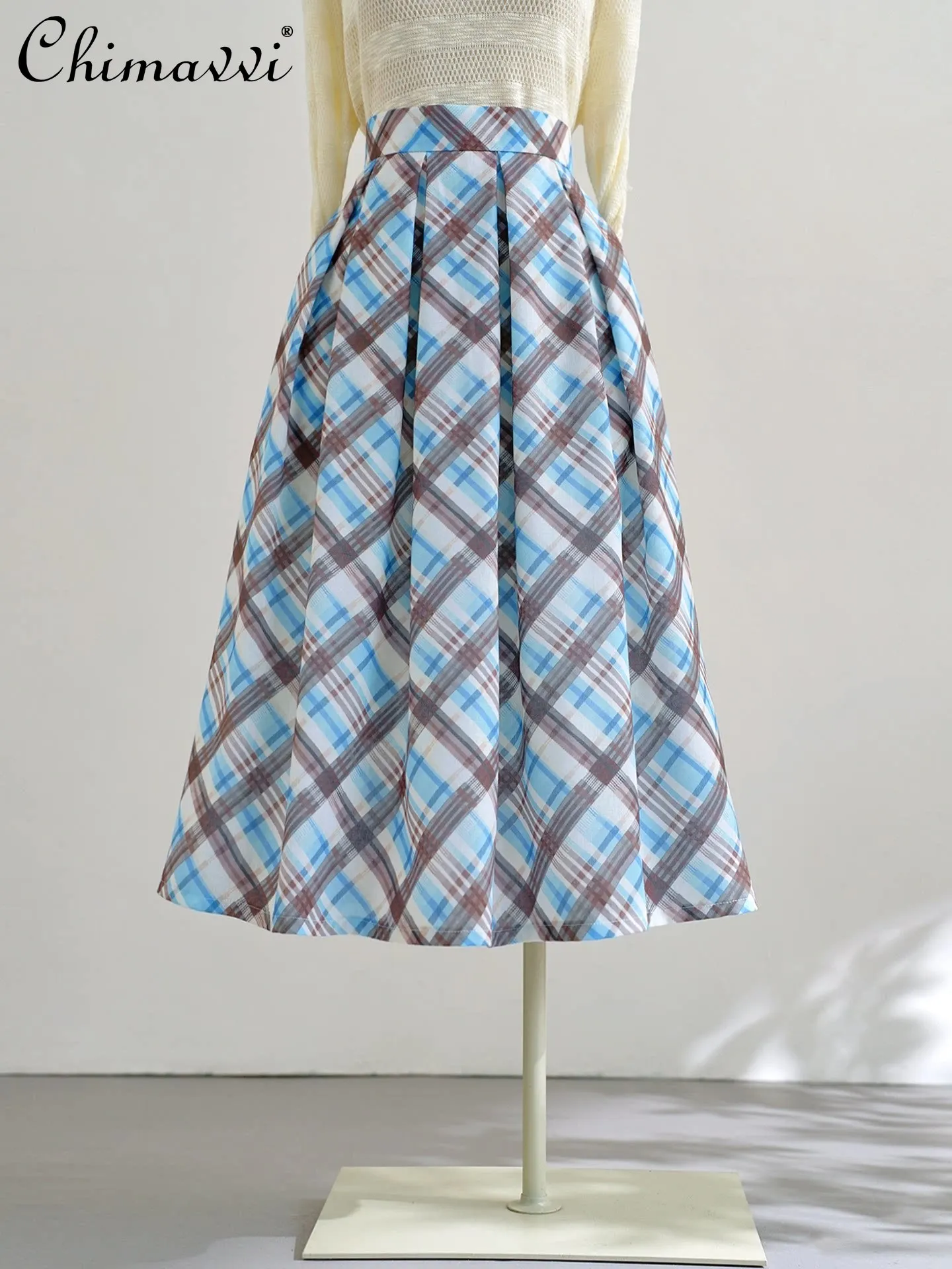 

French Retro Elegant High-waisted A-line Plaid Skirts Temperament Commuting Versatile Pleated Long Skirt for Women Summer 2026